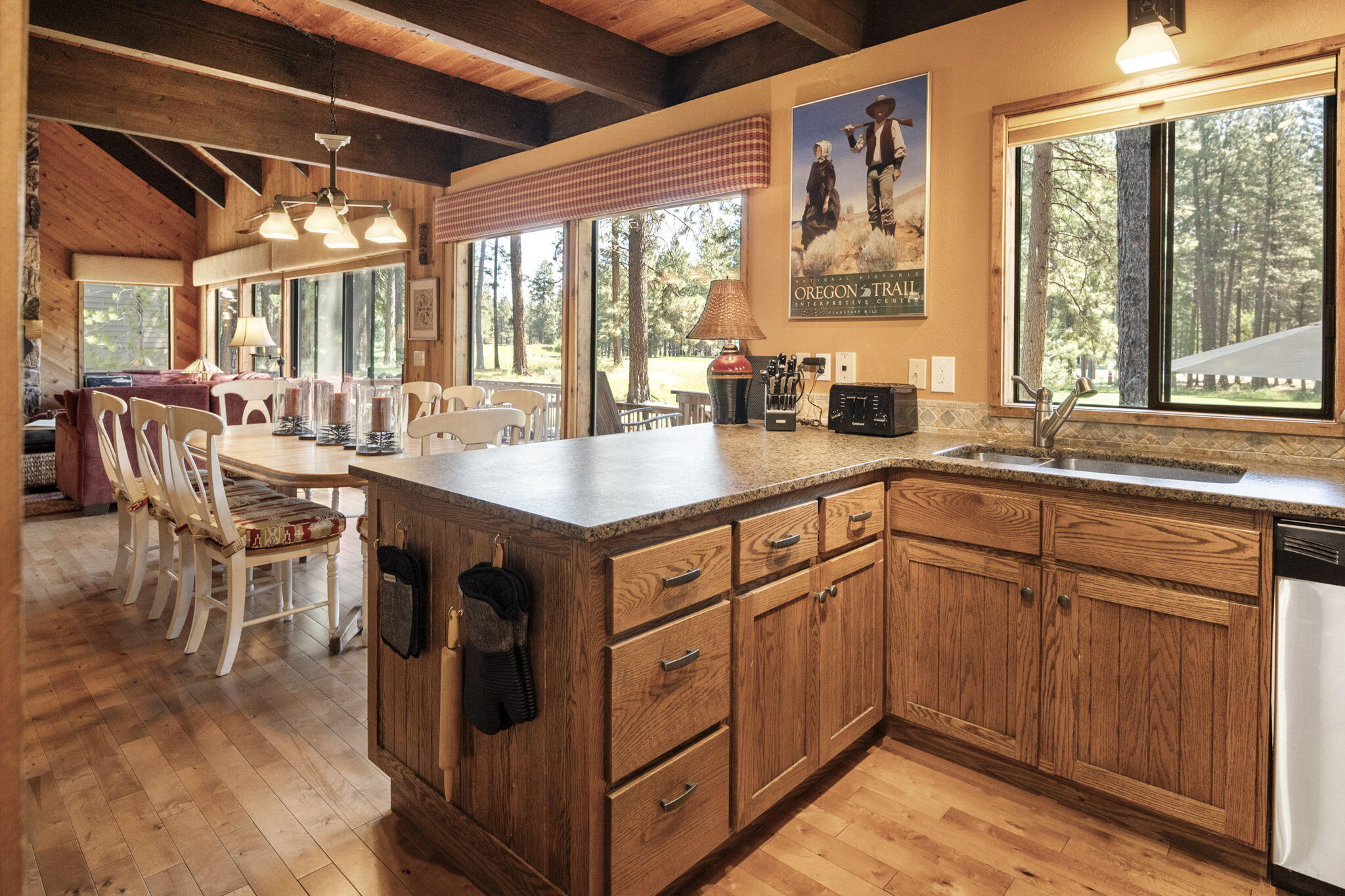 70484 Fleabane Black Butte Ranch, OR 97759 - Photo 16 of 44 16-web-or-mls-70484 Fleabane, Sisters-18