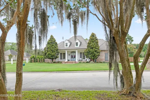 $650,000 | 1701 Squirrel Run Drive, New Iberia, LA 70560