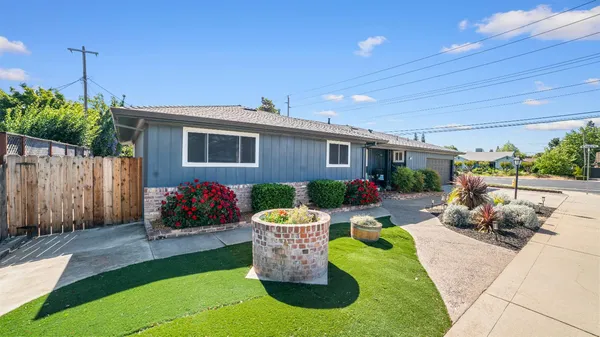$550,000 | 1000 Lakewood Drive, Lodi, CA 95240