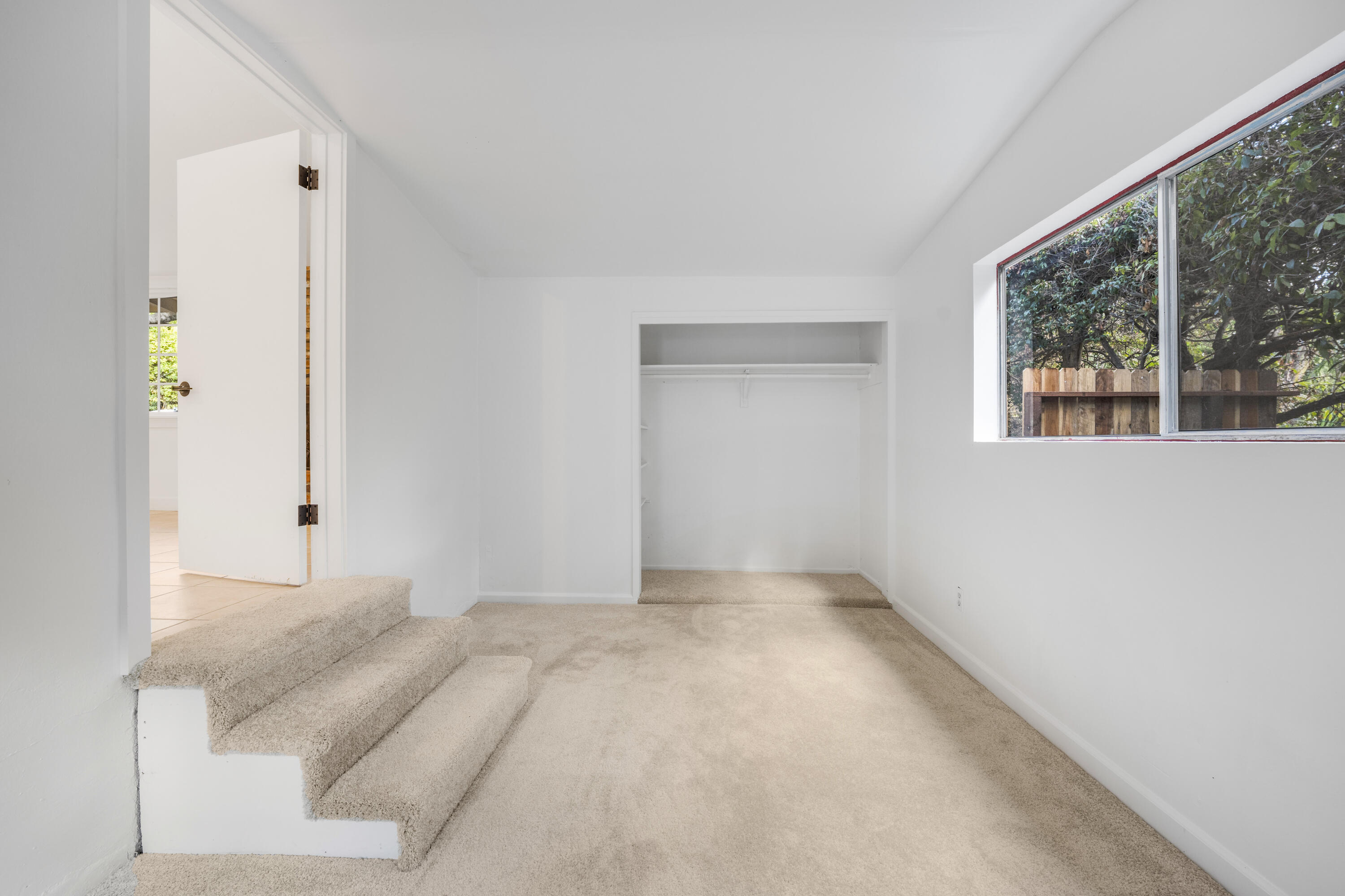 901 Fellowship Road Santa Barbara, CA 93109 - Photo 18 of 44 a view of an empty room and window