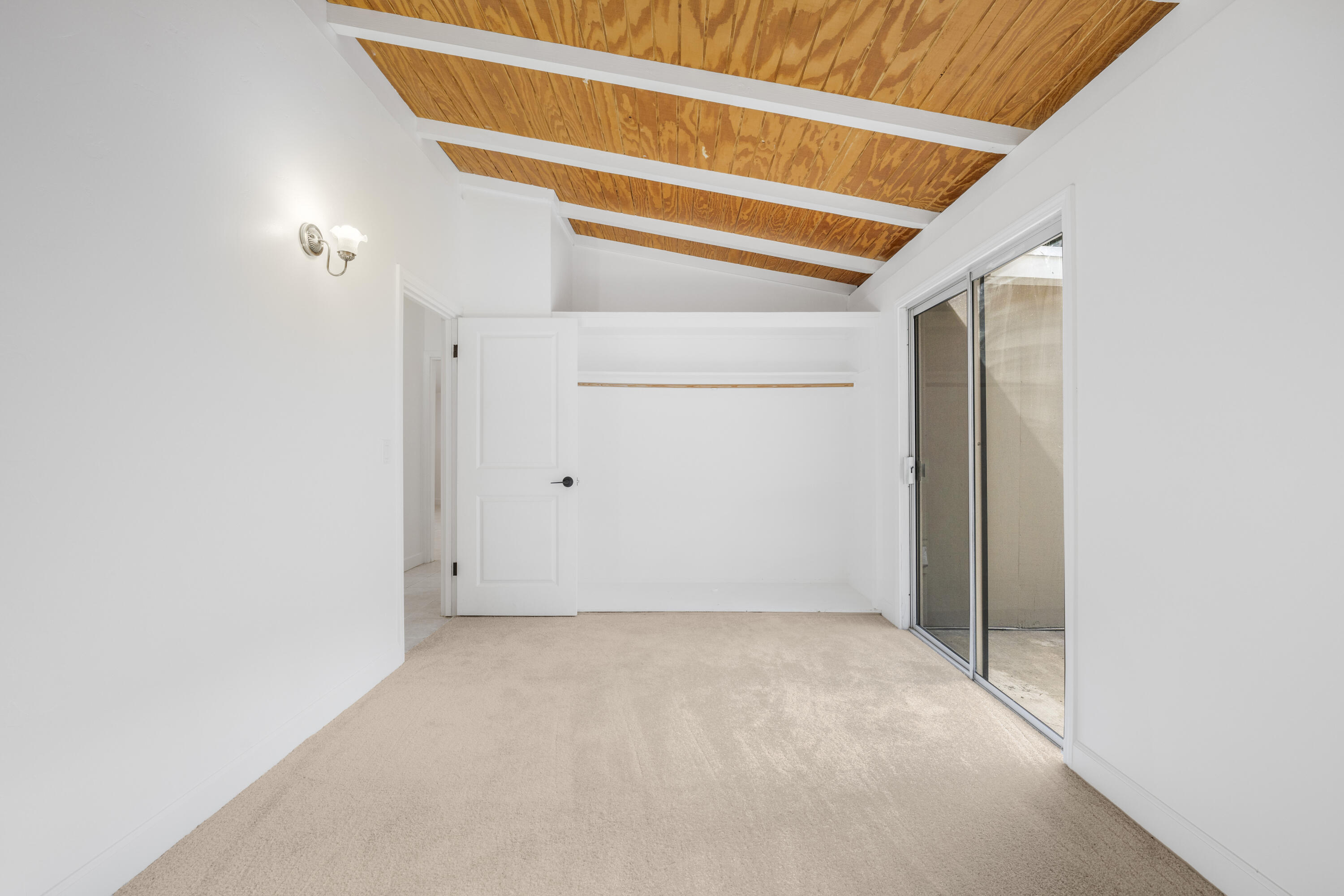 901 Fellowship Road Santa Barbara, CA 93109 - Photo 23 of 44 a view of room