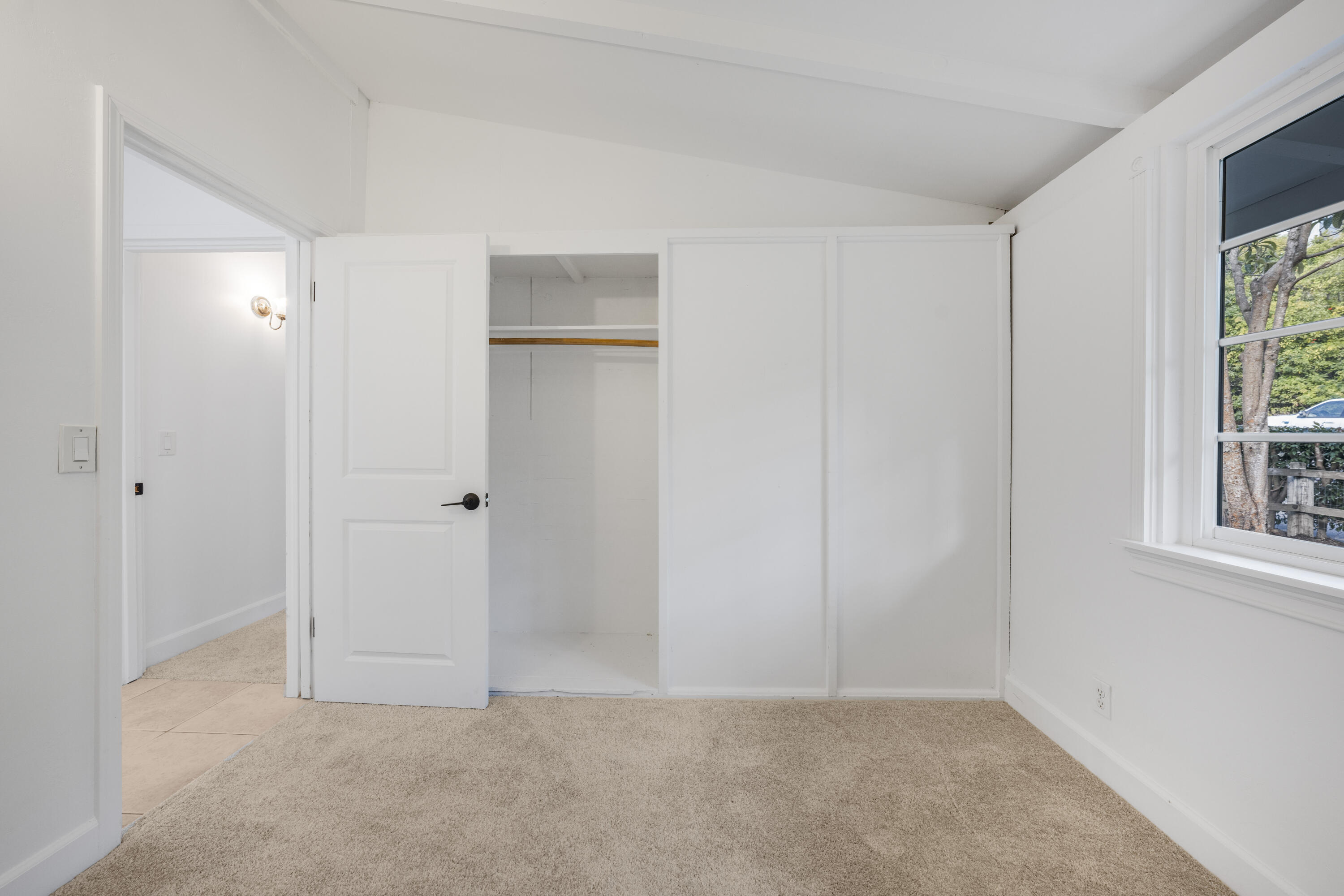 901 Fellowship Road Santa Barbara, CA 93109 - Photo 25 of 44 a view of an empty room with a window