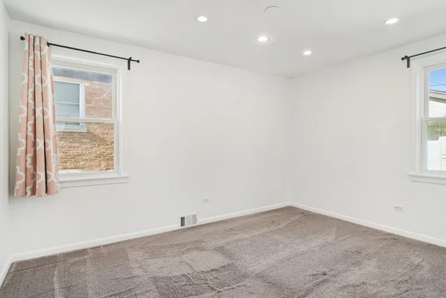 $300,000 | 9930 Montrose Avenue, Schiller Park, IL 60176