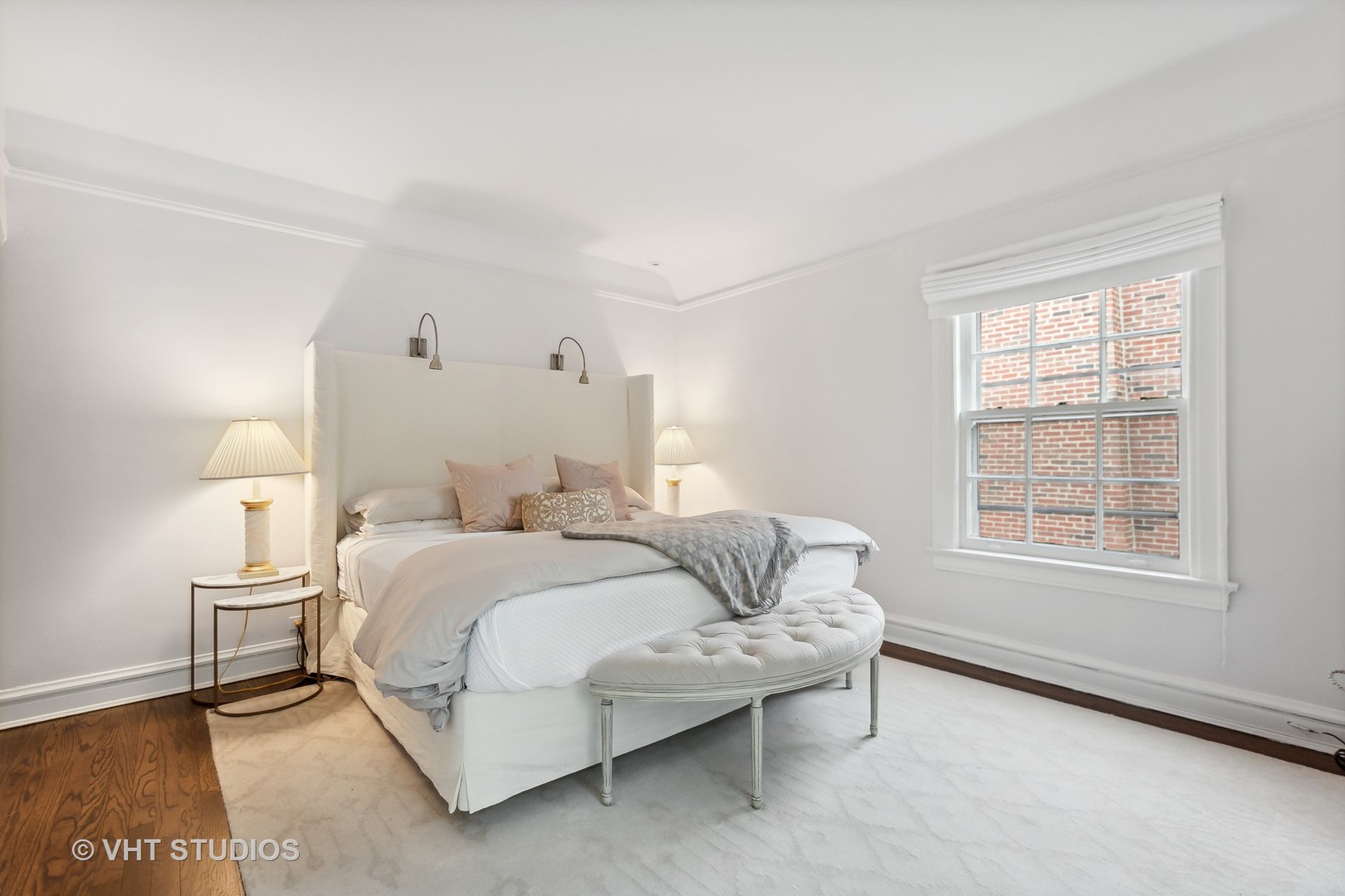 2744 Ridge Avenue Evanston, IL 60201 - Photo 13 of 33 a bedroom with bed and a window