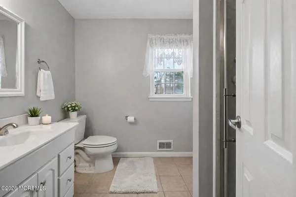 $699,900 | 2 Wickham Lane, East Windsor, NJ 08520