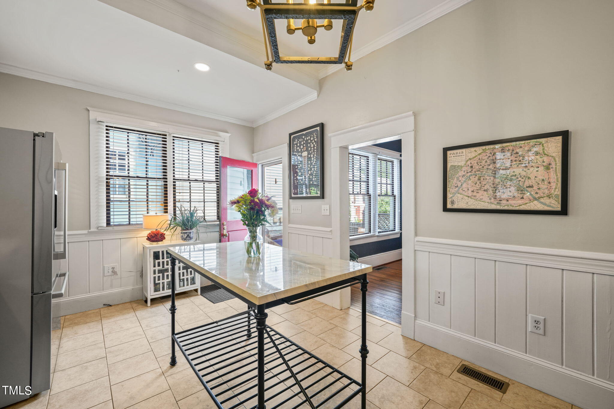 608 East Franklin Street Raleigh, NC 27604 - Photo 16 of 51 17-web-or-mls-DSC02405