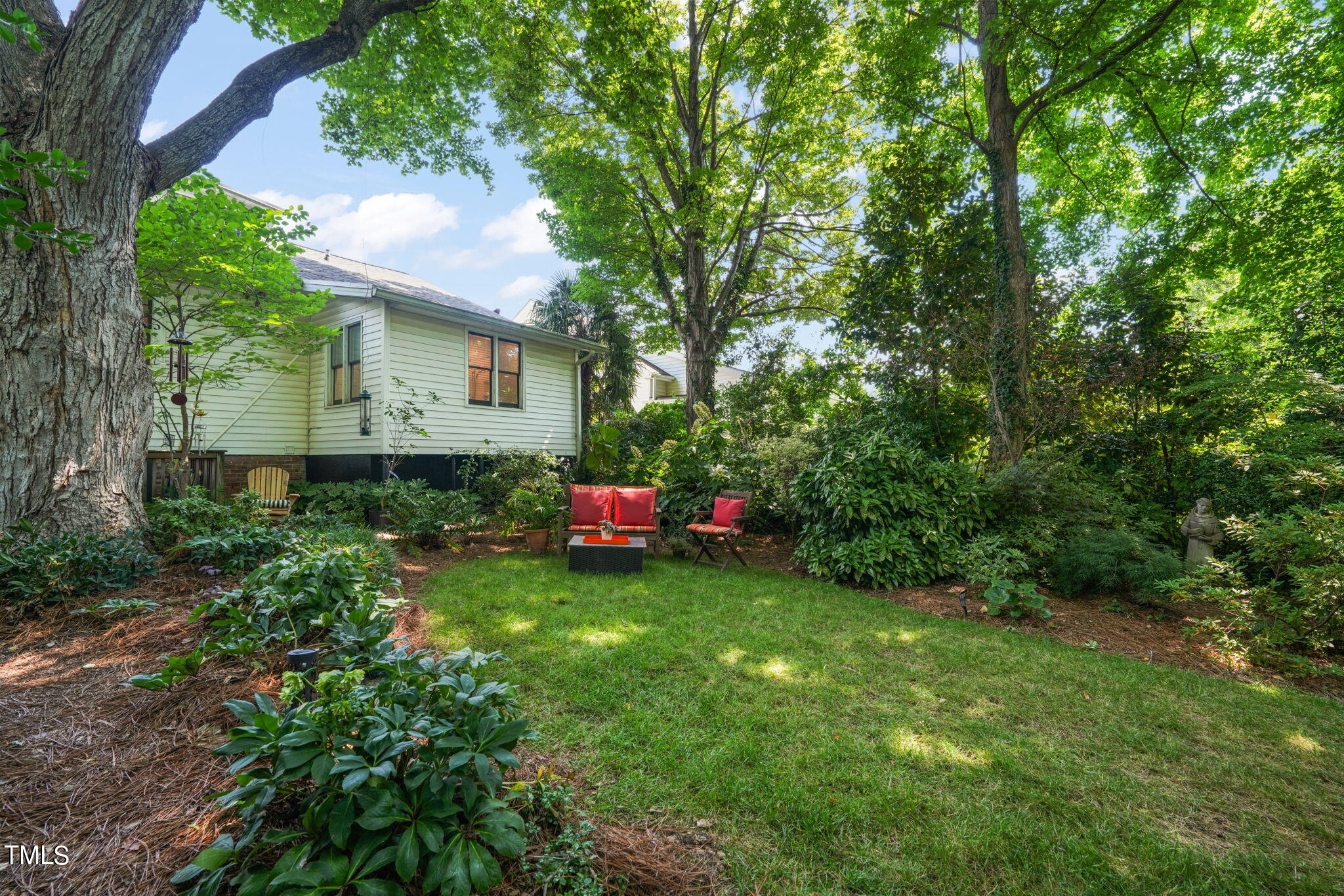 608 East Franklin Street Raleigh, NC 27604 - Photo 41 of 51 41-web-or-mls-DSC02588
