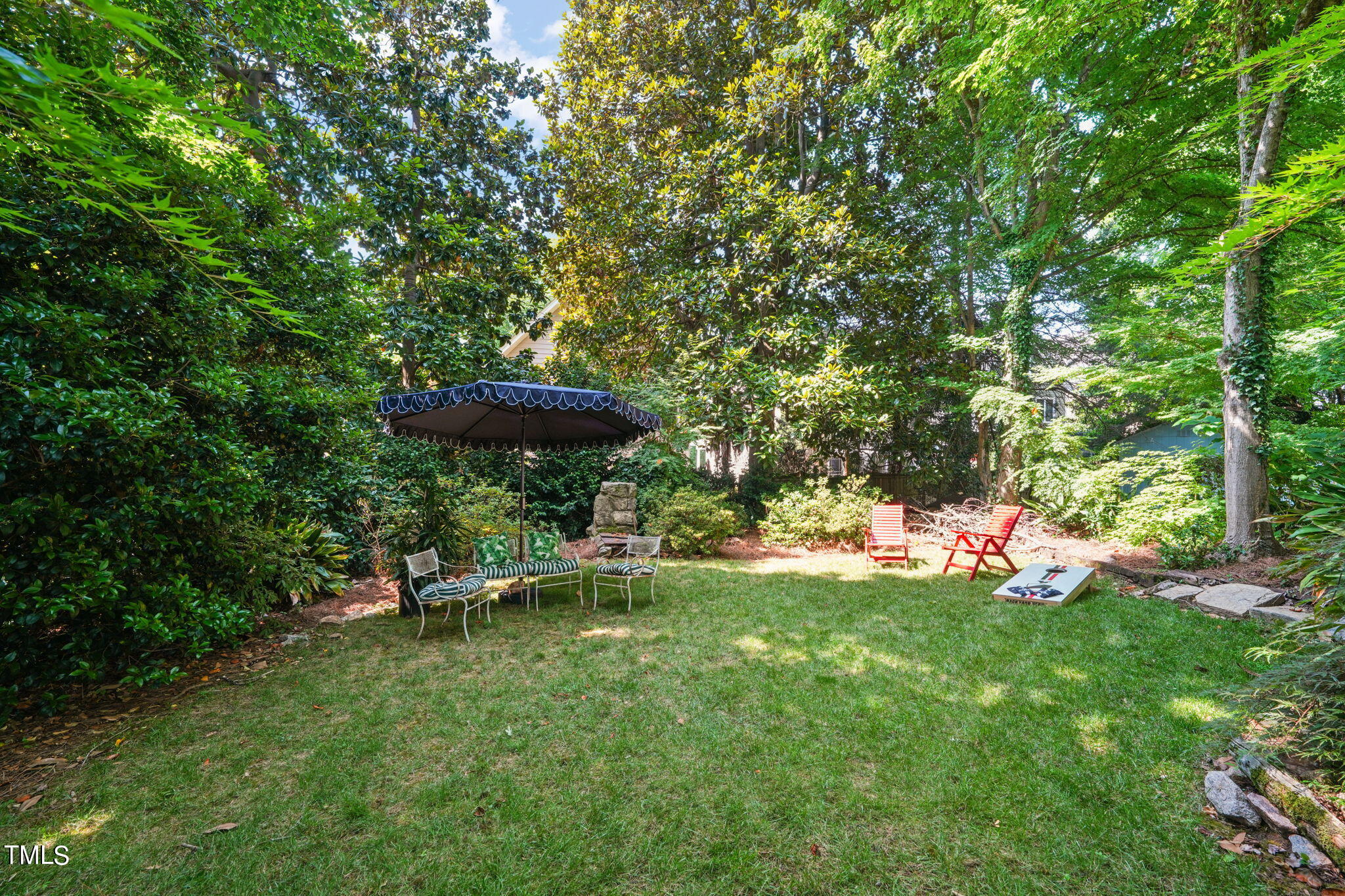 608 East Franklin Street Raleigh, NC 27604 - Photo 42 of 51 42-web-or-mls-DSC02591