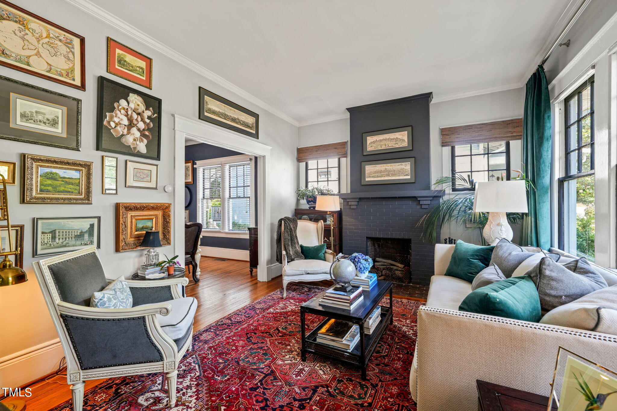 608 East Franklin Street Raleigh, NC 27604 - Photo 5 of 51 6-web-or-mls-DSC02335