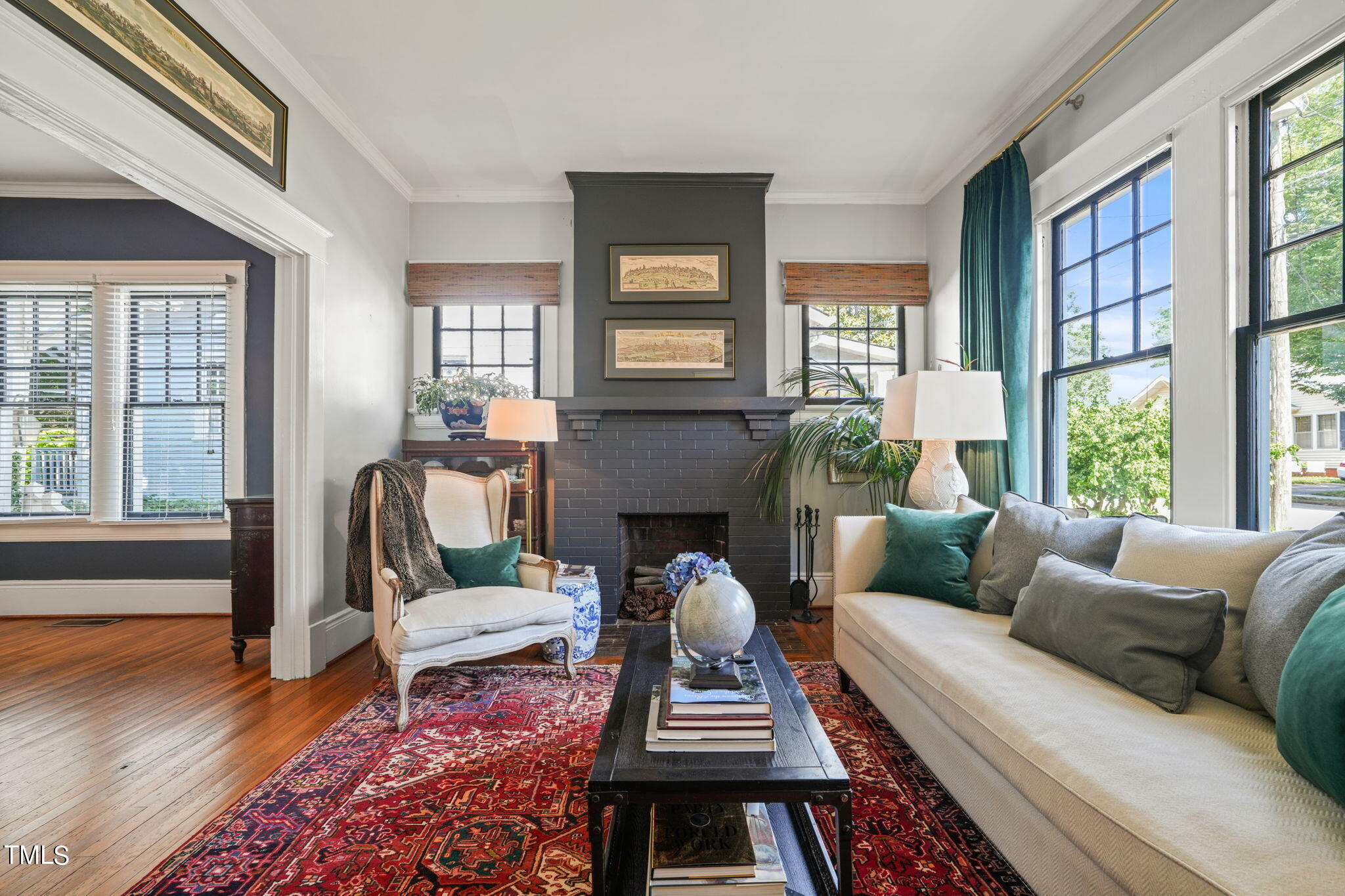 608 East Franklin Street Raleigh, NC 27604 - Photo 6 of 51 7-web-or-mls-DSC02340