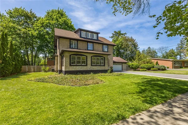 $699,900 | 21 Rand Place, Pittsford, NY 14534