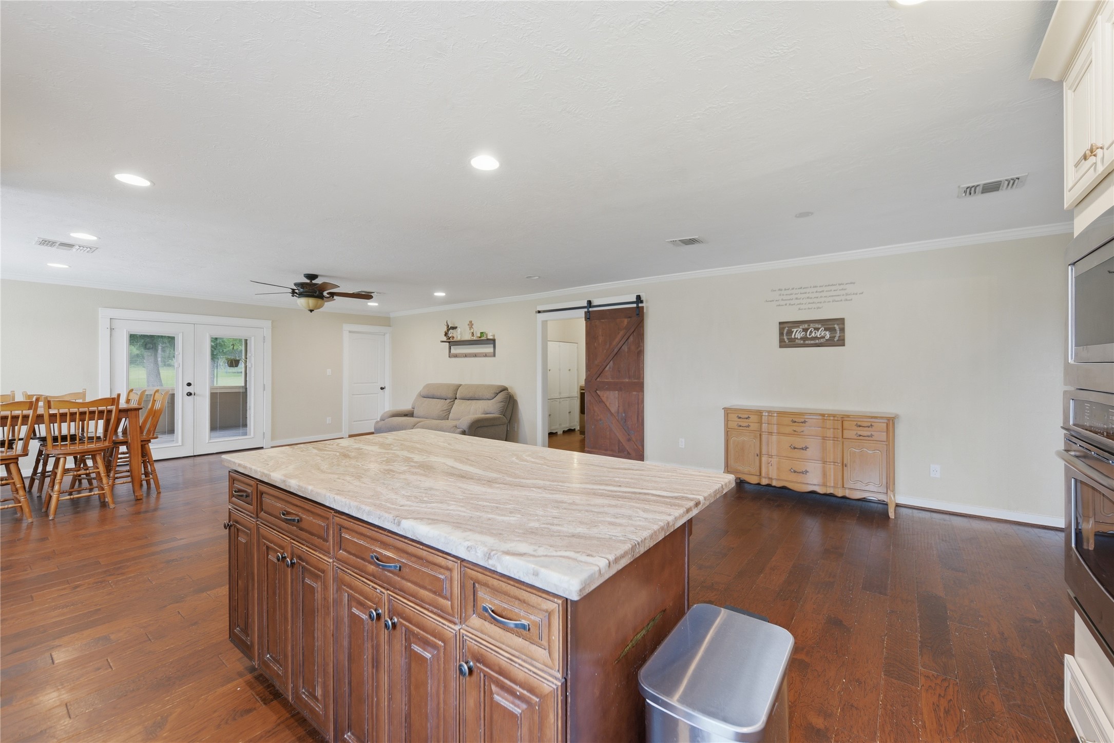 16292 Sycamore Road Cat Spring, TX 78933 - Photo 9 of 33