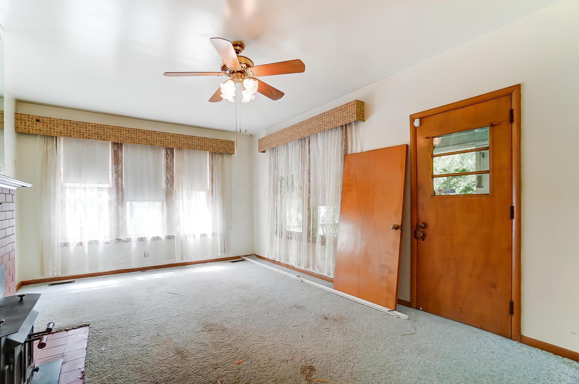5937 South Old State Road Lewis Center, OH 43035 - Photo 17 of 116 021