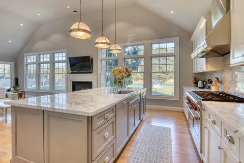 61 Skimhampton Road, East Hampton, NY 11937