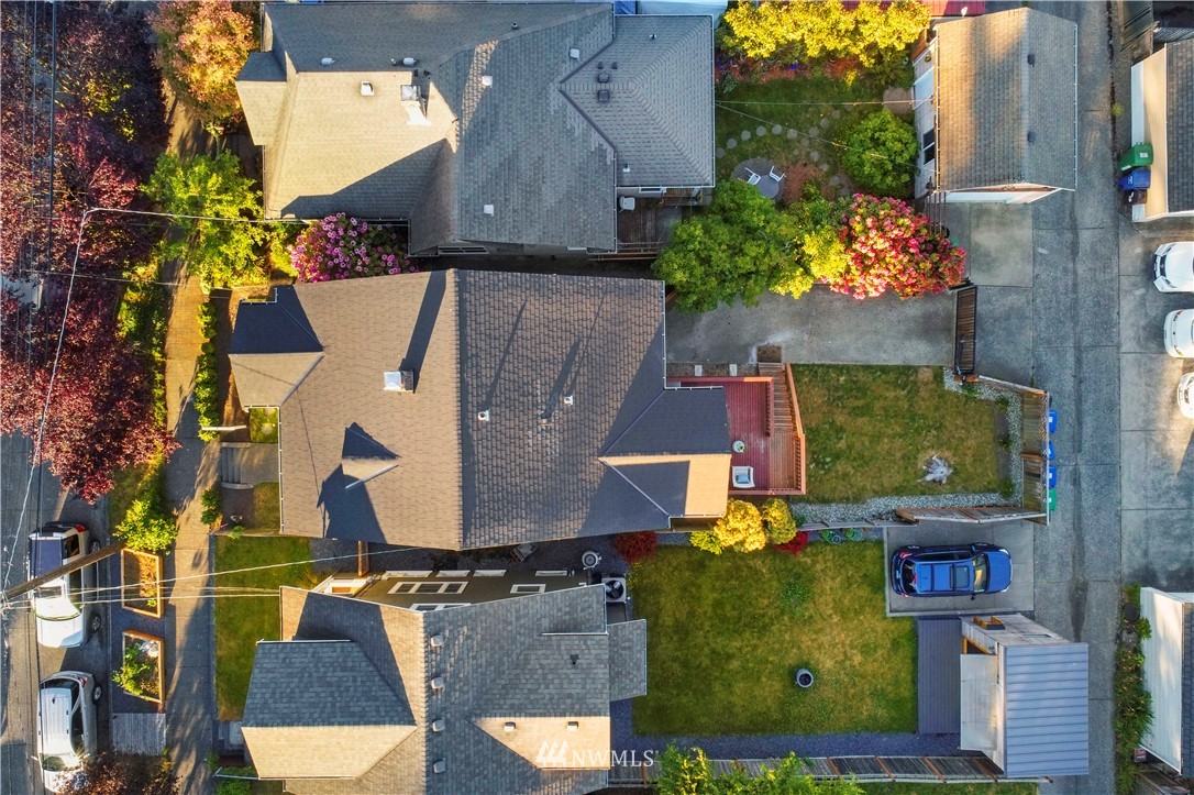 771 North 75th Street Seattle, WA 98103 - Photo 35 of 36