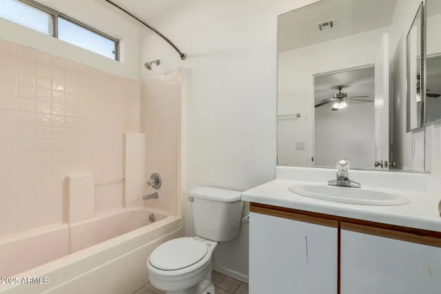 $1,895 | 15928 West Smokey Drive, Surprise, AZ 85374