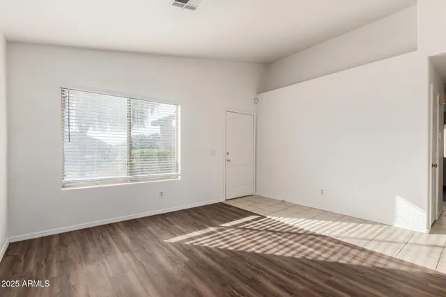 $1,895 | 15928 West Smokey Drive, Surprise, AZ 85374