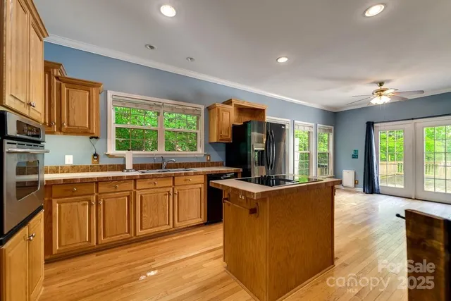 $395,000 | 910 Hannah Mountain Road, Otto, NC 28763