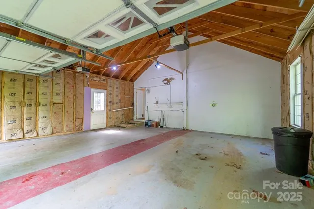 $395,000 | 910 Hannah Mountain Road, Otto, NC 28763