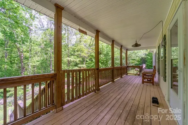 $395,000 | 910 Hannah Mountain Road, Otto, NC 28763