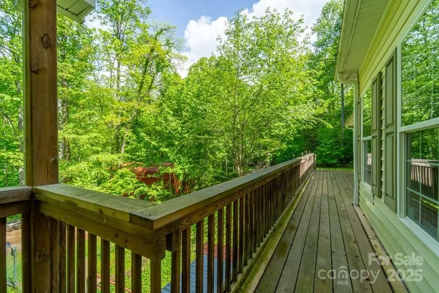 $395,000 | 910 Hannah Mountain Road, Otto, NC 28763