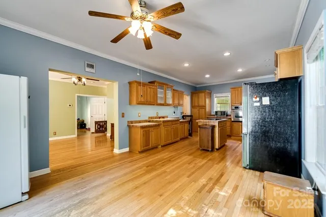 $395,000 | 910 Hannah Mountain Road, Otto, NC 28763