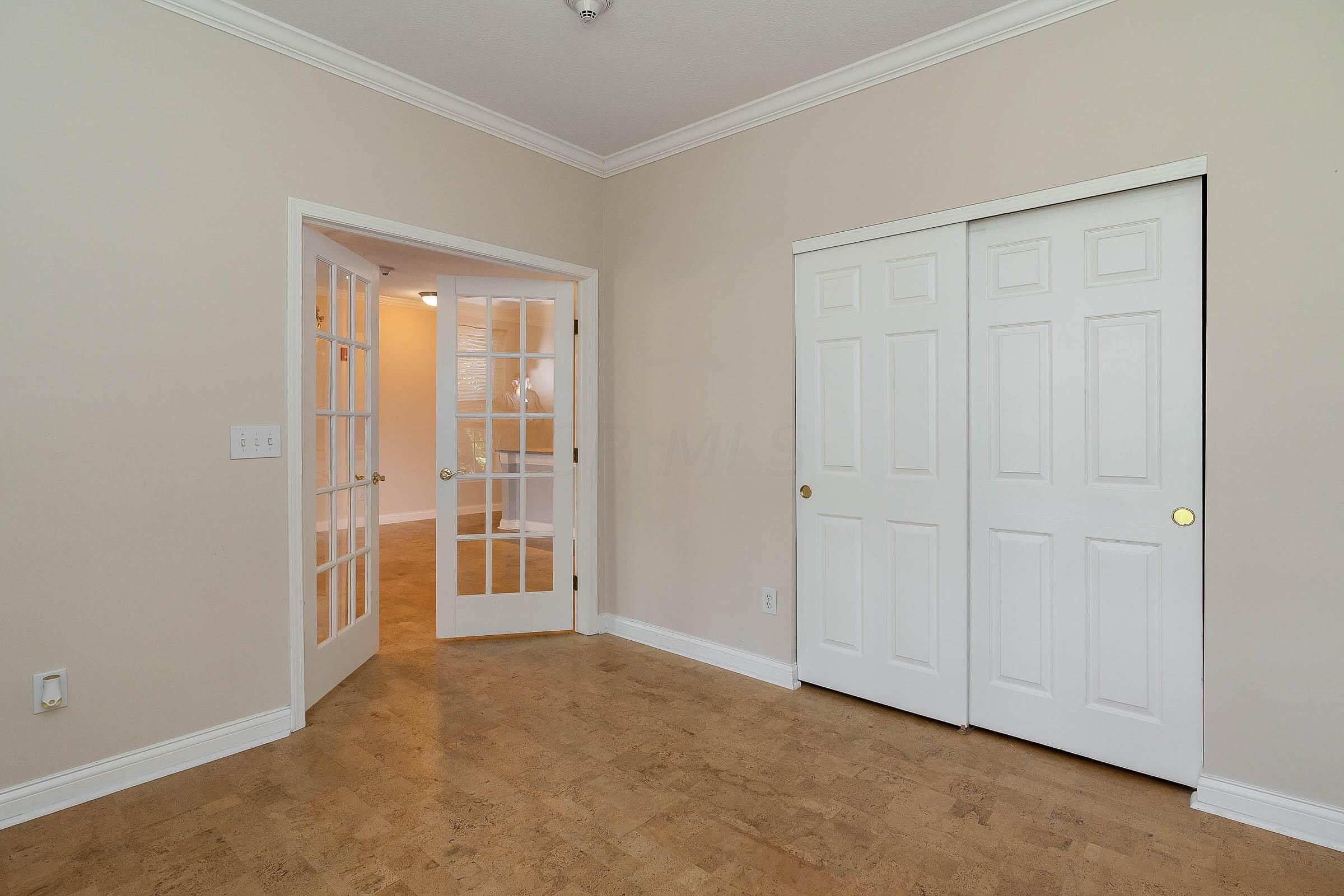 2245 Riverside Drive, Unit 206 Columbus, OH 43221 - Photo 11 of 32