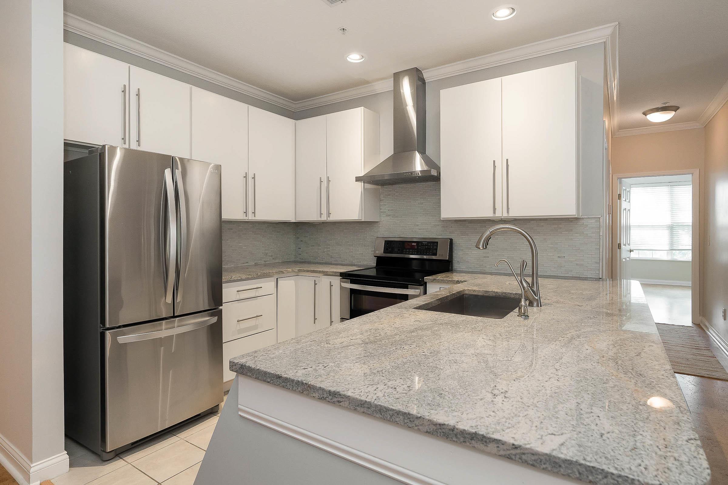 2245 Riverside Drive, Unit 206 Columbus, OH 43221 - Photo 14 of 32