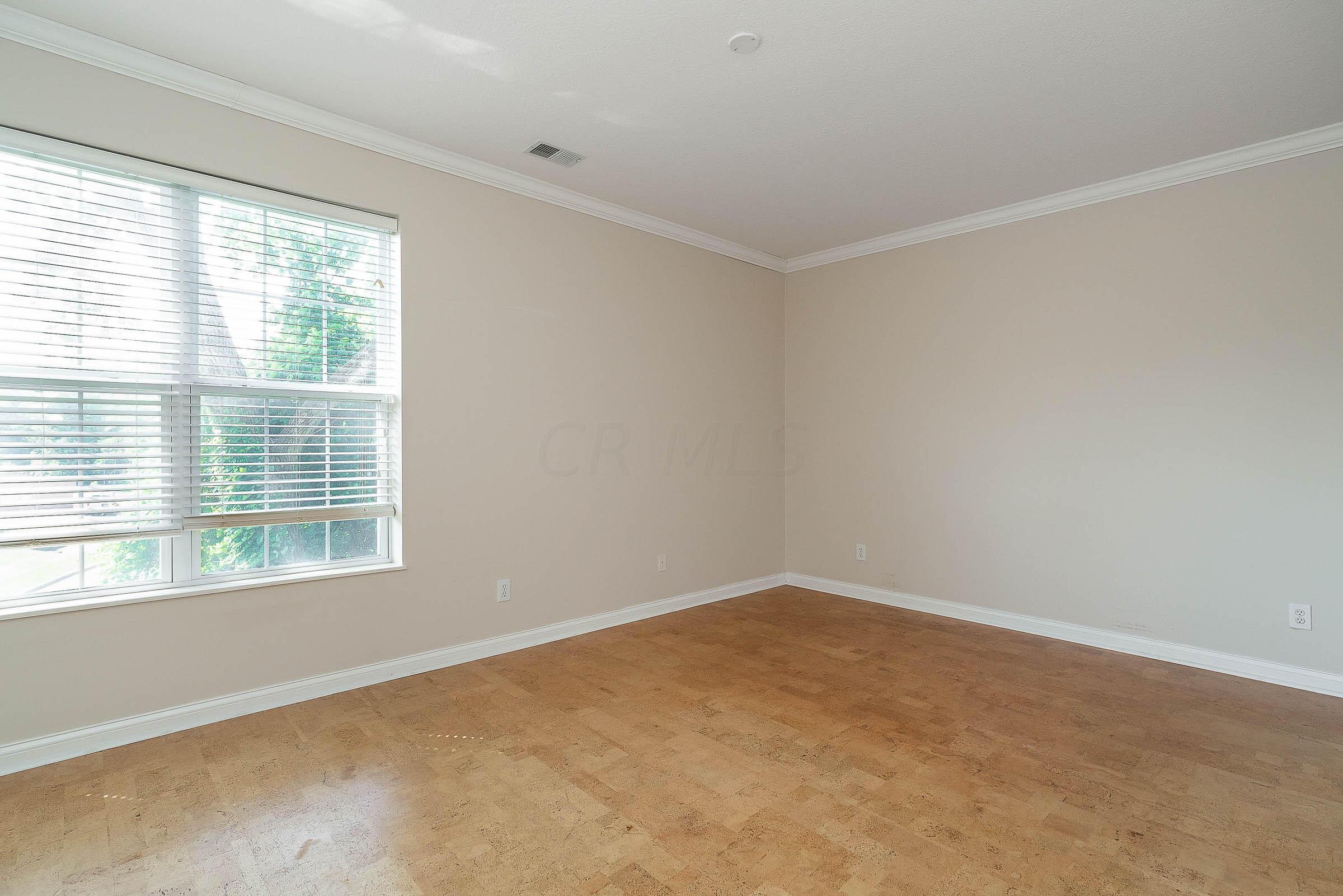 2245 Riverside Drive, Unit 206 Columbus, OH 43221 - Photo 19 of 32
