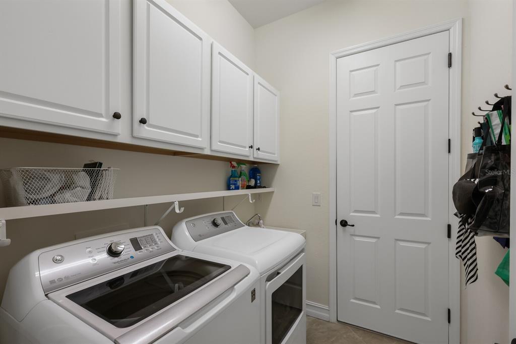 6036 Cessna Run Bradenton, FL 34211 - Photo 32 of 75 a utility room with dryer and washer
