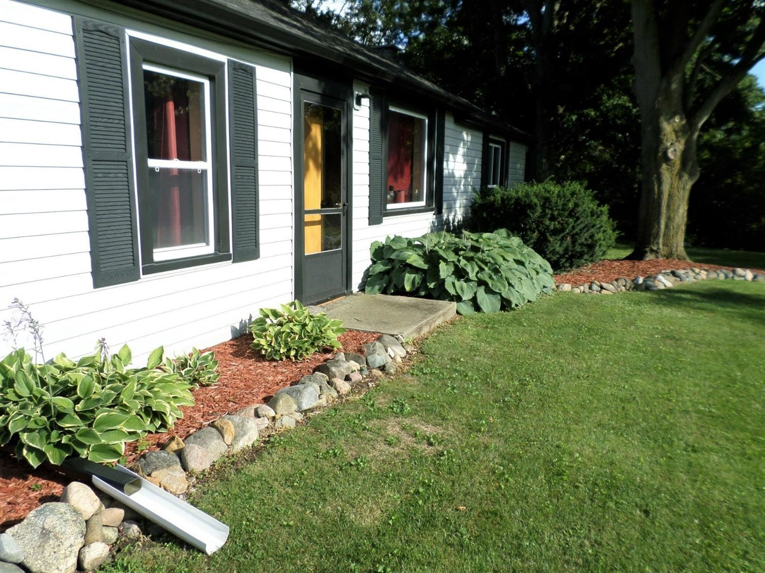 8989 Macon Road Saline, MI 48176 - Photo 3 of 41 Photo 3