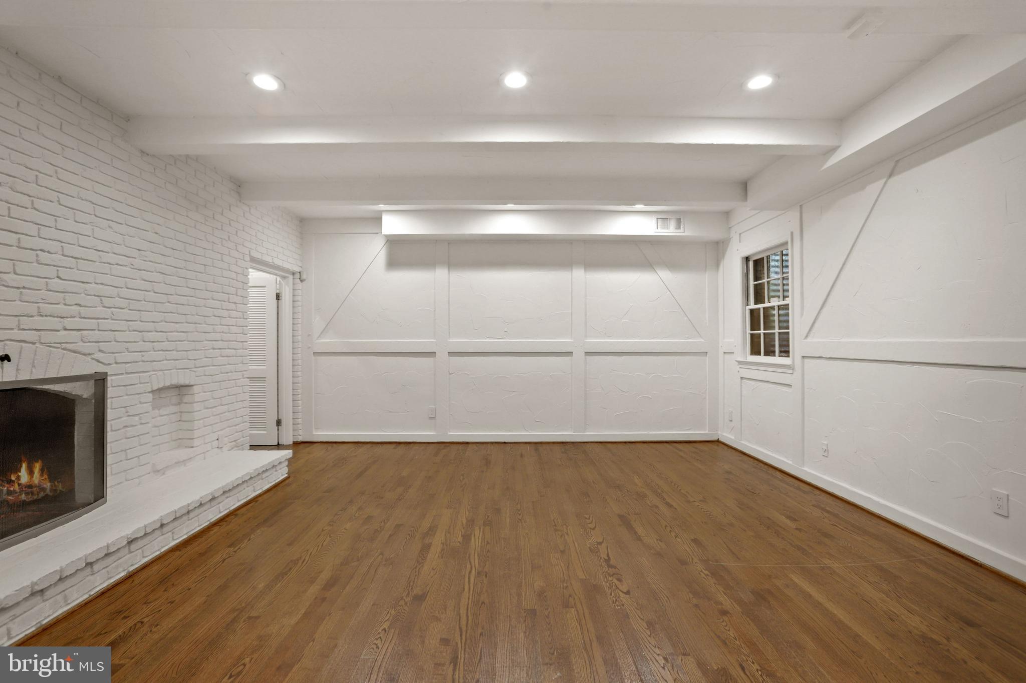 4925 Weaver Terrace Northwest Washington, DC 20016 - Photo 25 of 35 Recreational room