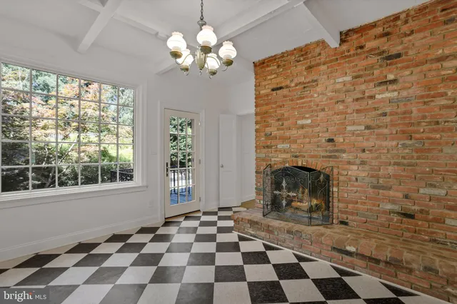 a black and white checkered floor with a black white checkered floor