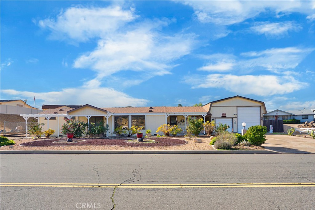 34261 The Farm Road Wildomar, CA 92595 - Photo 16 of 38