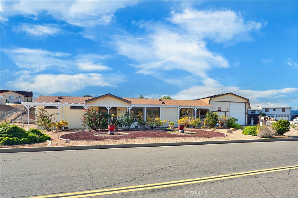 34261 The Farm Road Wildomar, CA 92595 - Photo 17 of 38