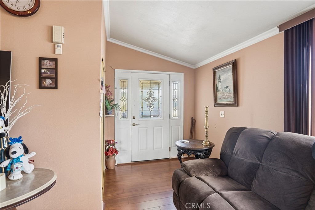 34261 The Farm Road Wildomar, CA 92595 - Photo 2 of 38