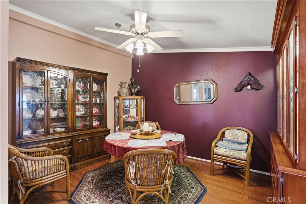 34261 The Farm Road Wildomar, CA 92595 - Photo 7 of 38