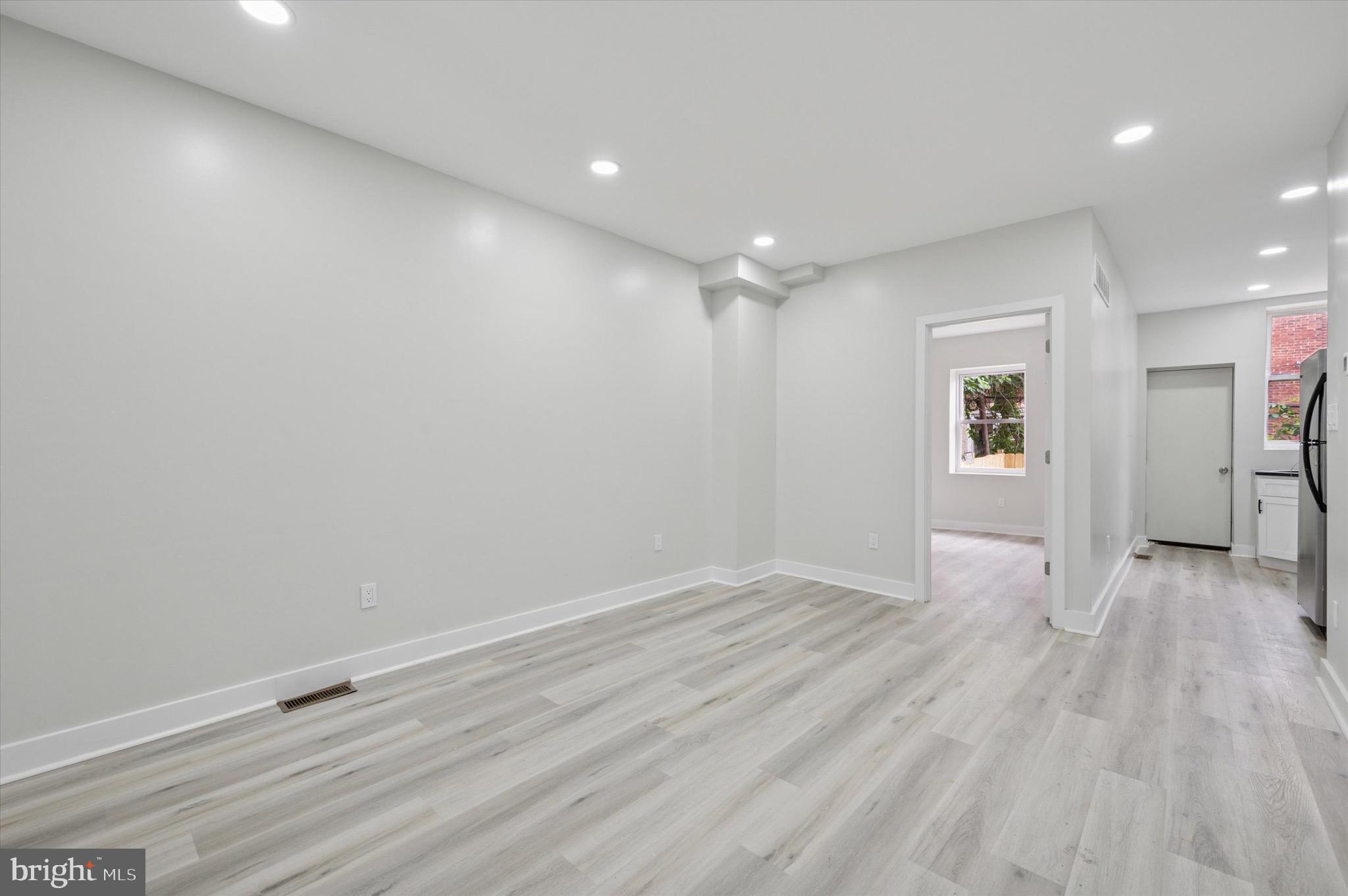 6055 Allman Street Philadelphia, PA 19142 - Photo 5 of 15