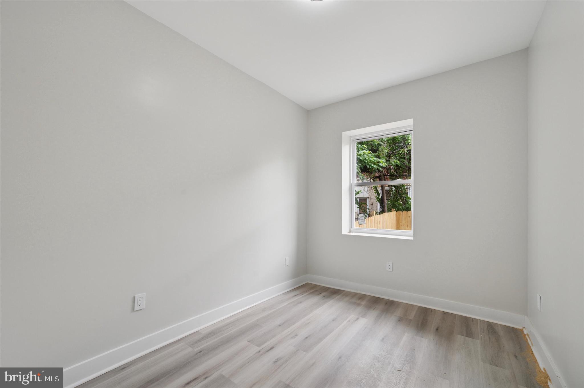 6055 Allman Street Philadelphia, PA 19142 - Photo 9 of 15