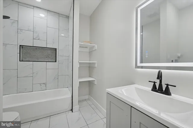 $1,690 | 6055 Allman Street, Philadelphia, PA 19142