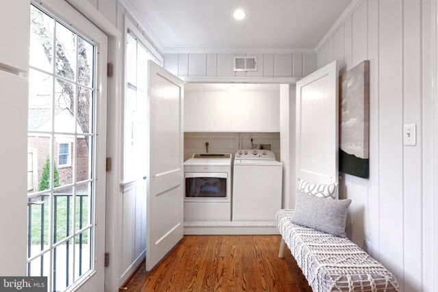 $1,200,000 | 902 Commonwealth Avenue, Alexandria, VA 22301