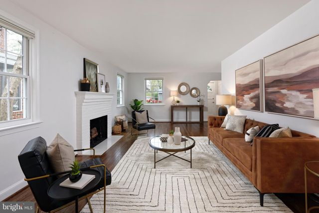 $1,200,000 | 902 Commonwealth Avenue, Alexandria, VA 22301