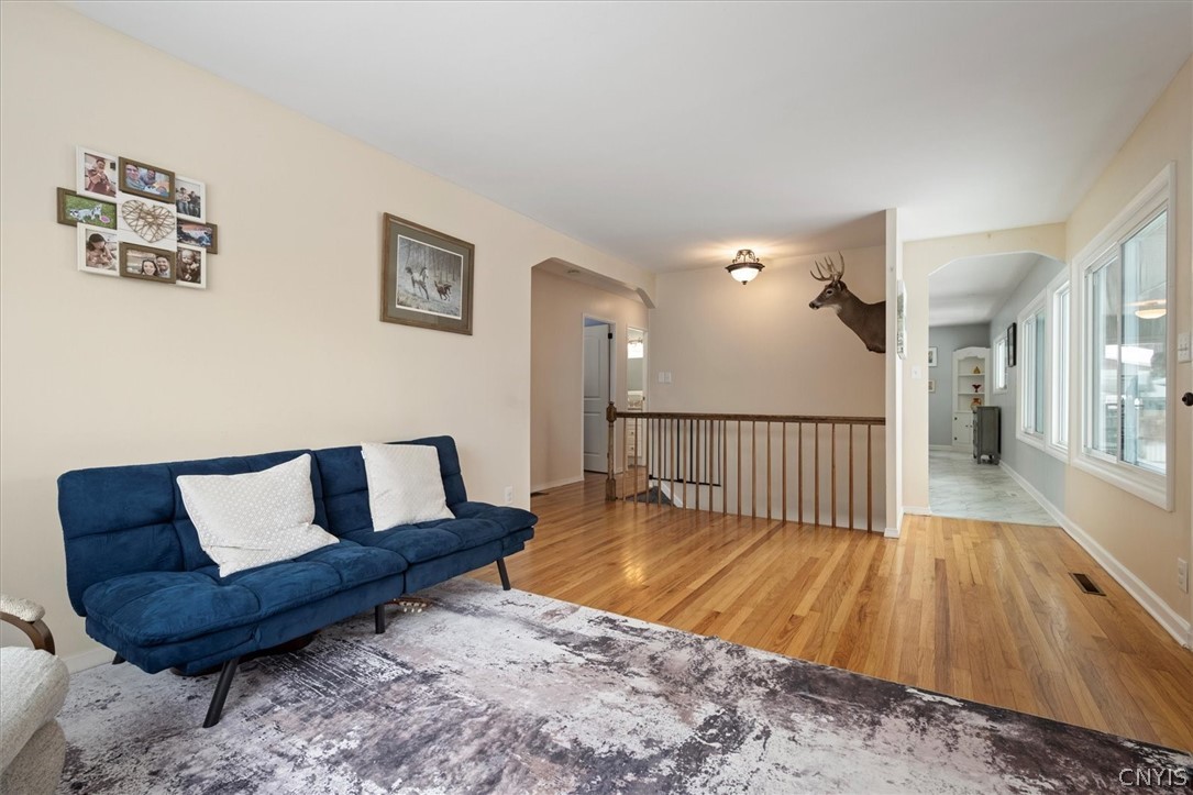 109 Barclay Road Camillus, NY 13031 - Photo 12 of 44