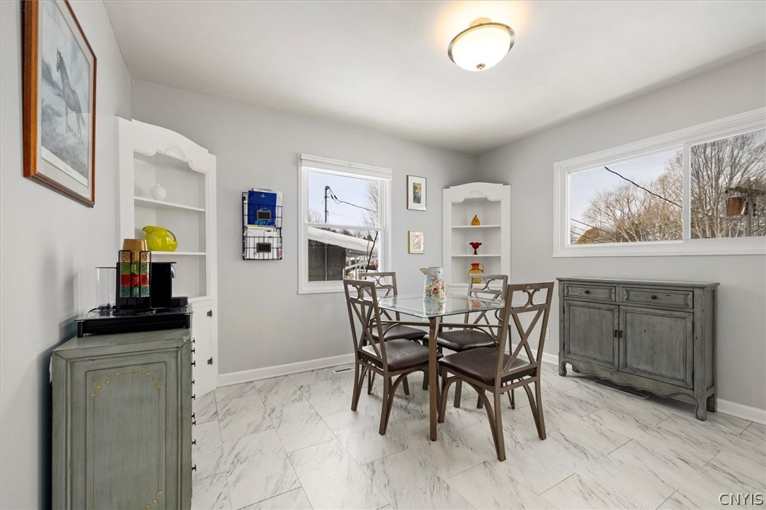 109 Barclay Road Camillus, NY 13031 - Photo 19 of 44