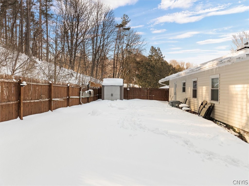 109 Barclay Road Camillus, NY 13031 - Photo 40 of 44