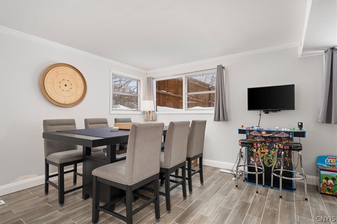 109 Barclay Road Camillus, NY 13031 - Photo 5 of 44