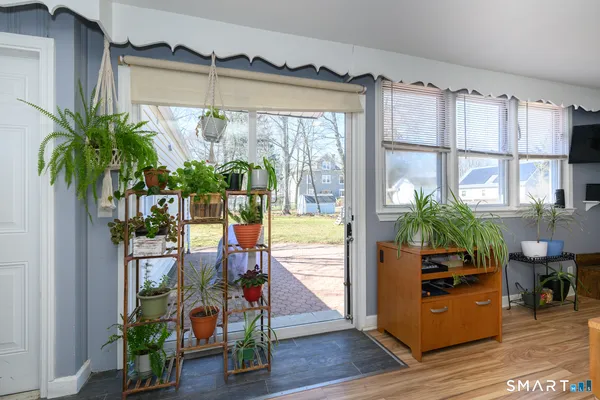 $345,000 | 33 Washington Street, Plainville, CT 06062