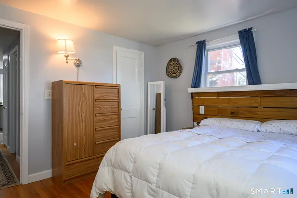 $345,000 | 33 Washington Street, Plainville, CT 06062