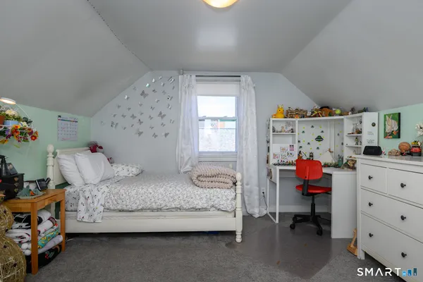 $345,000 | 33 Washington Street, Plainville, CT 06062