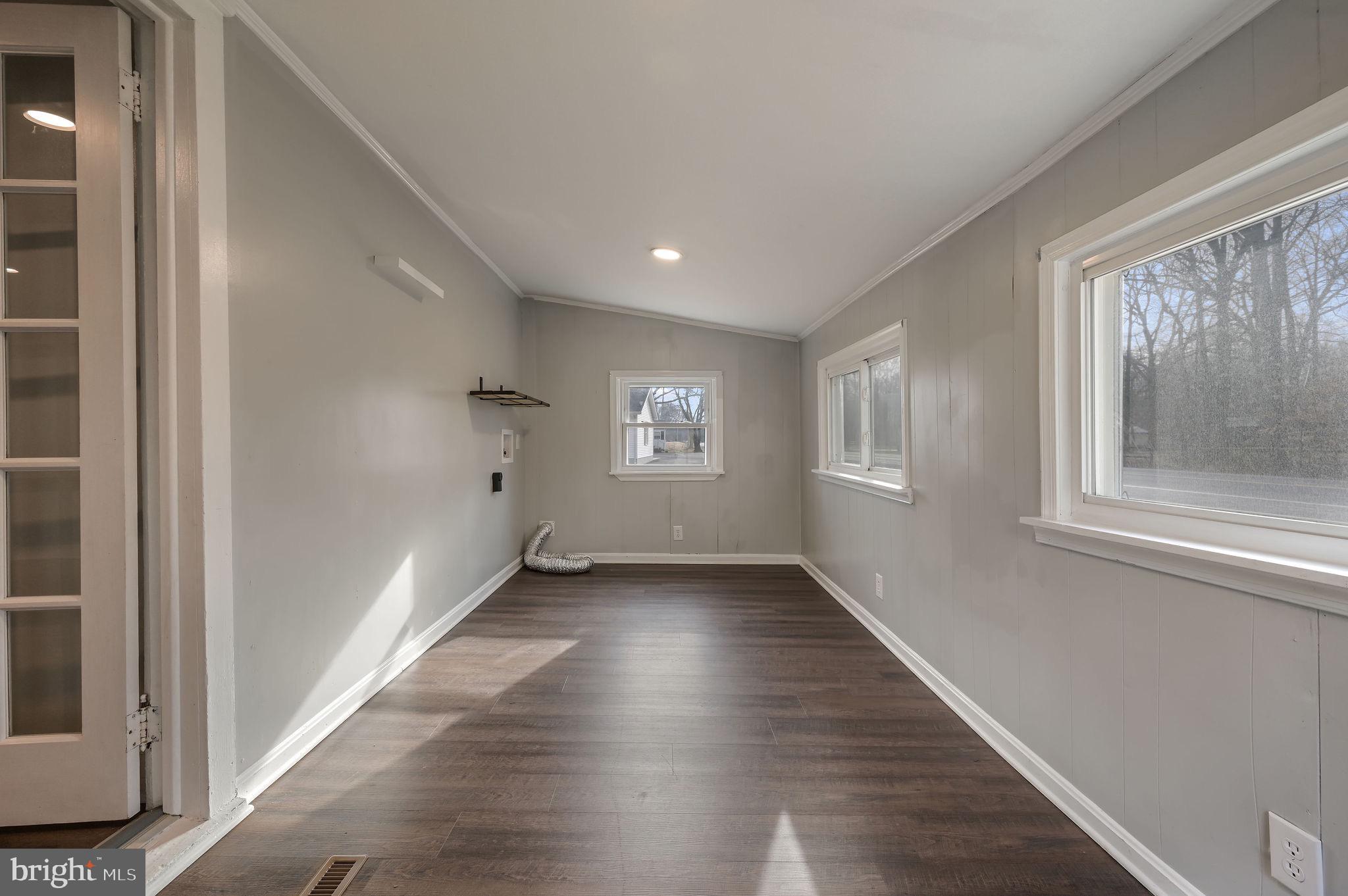 1312 Everetts Corner Road Hartly, DE 19953 - Photo 15 of 24 Mudroom/Laundryroom